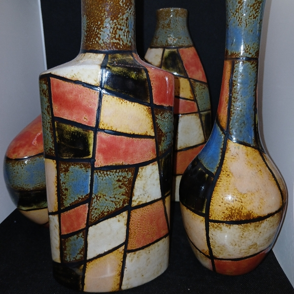4 Peices Midcentury Modern Pottery Art - Picture 3 of 10
